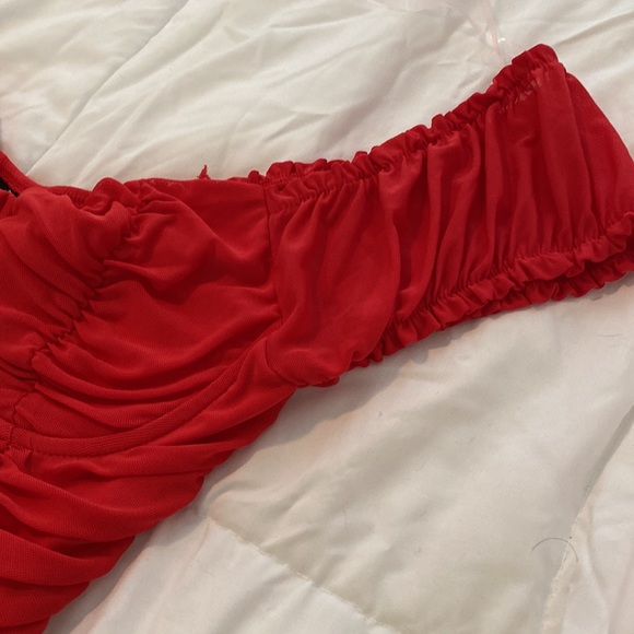 Cute Red Top - Picture 4 of 7